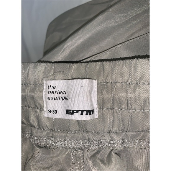 EPTM Eptm Stacked Flare Gray  Ruched details Snap Cargo Pockets Pants - Picture 5 of 6